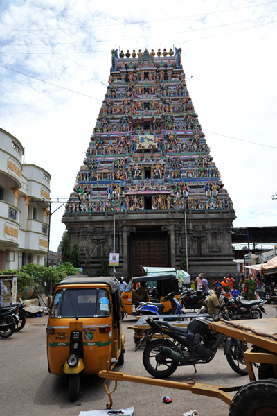 The present temple Kapaleeswarar Temple dates from 14911570
