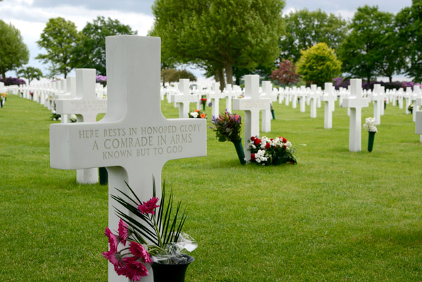 Dutch families in and around Margraten have adopted each of the graves  bringing fresh flowers, especially on Dutch Memorial Day