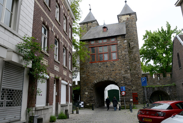 Helpoort (Hell Gate) 1229, Maastricht 