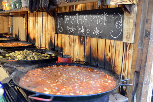 Kakastke prklt  - Rooster testicles stew, Budapest