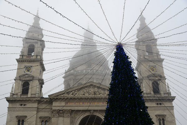 Christmas Tree, Szent Istvn tr