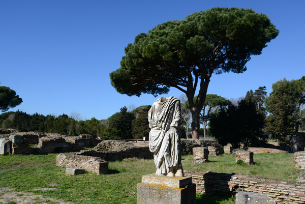 Headless sculpture, Viale degli Scavi, Ostia Antica