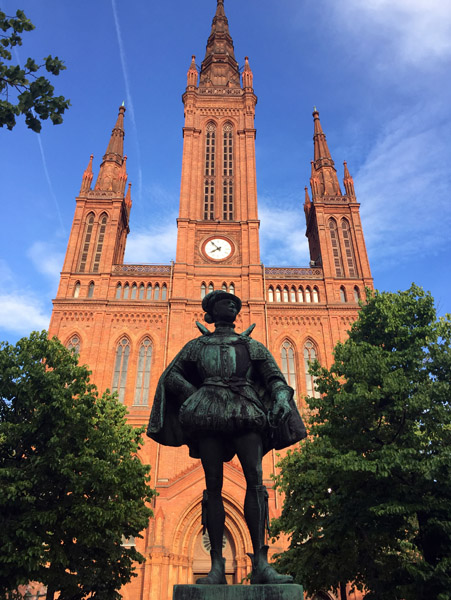 William of Orange, Schloßplatz, Wiesbaden