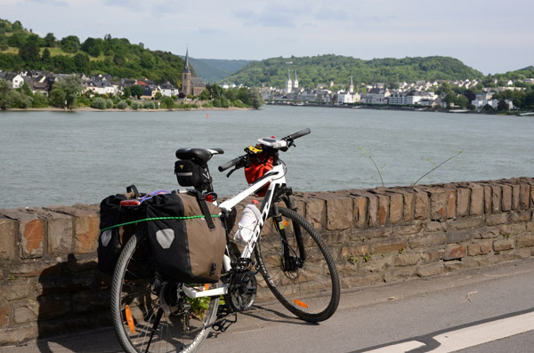 Scotty taking a break as we reach Bobbard