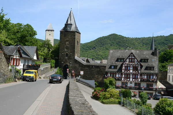 Returning to Bacharach through the Steeger Tor