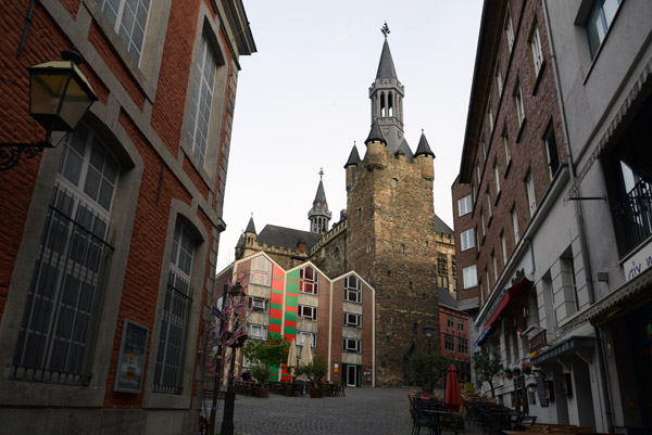 Rommelgasse to the Aachener Rathaus