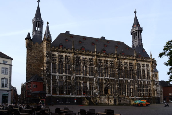 Aachener Rathaus, Marktplatz