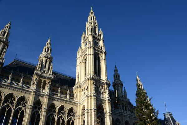 Vienna City Hall, site of the Wiener Christkindlmarkt