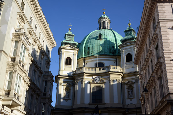 Katholische Kirche St. Peter, Petersplatz