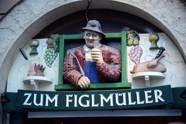 Zum Figlmüller - the most famous Wiener Schnitzel