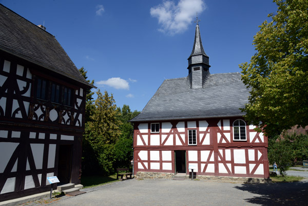 Kirche aus Niederhrlen, Mittelhessen