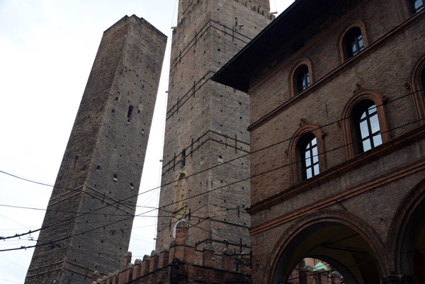 The Two Towers, Bologna