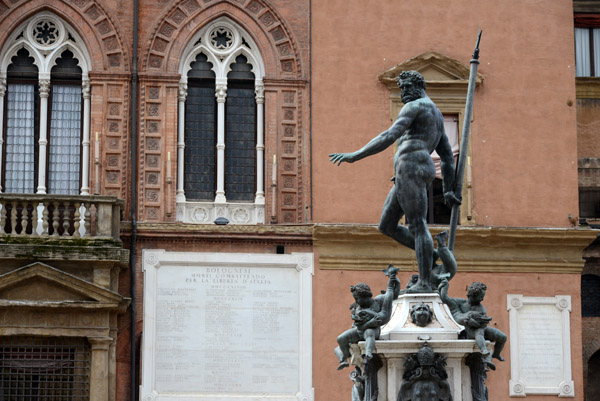 Neptune Fountain - Fontana del Nettuno, Bologna