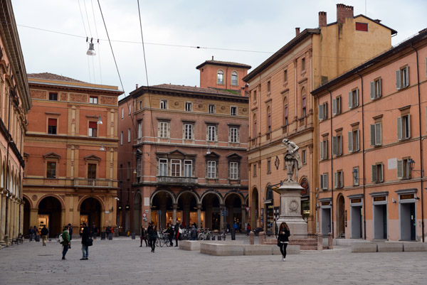 Piazza Galvani, Bologna