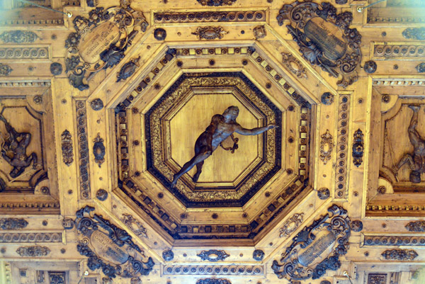 Ceiling of the Anatomical Theater with the statue of Apollo, 1647-49