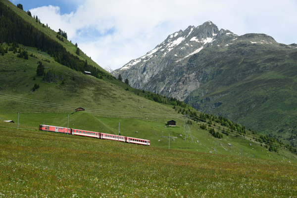 Matterhorn-Gotthard-Bahn, Oberalpstock (3328m), Rueras
