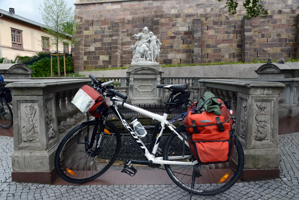 Starting at the Source of the Danube, we're cycling the Donauradweg to Regensburg