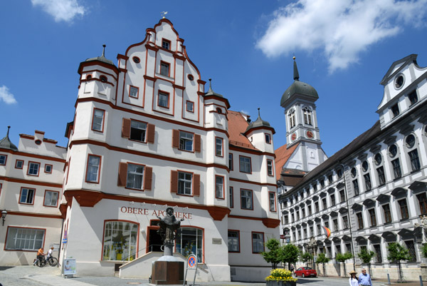 Obere Apotheke, Heinrich Roth Platz, Dillingen