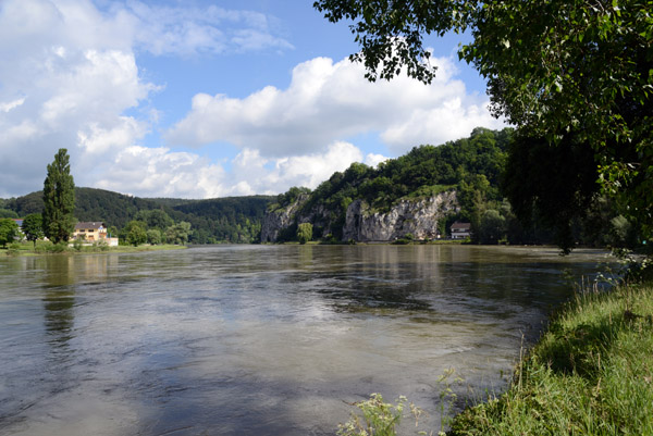 The Danube encounters cliffs as it approaches Kloster Weltenburg
