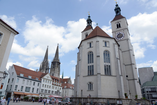 Neupfarrkirche and the towers of Regensburg Cathedral