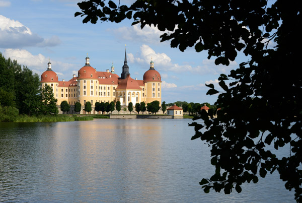 The early Baroque chapel was added to Schloss Moritzburg 1661-1667