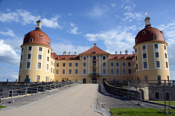 The last resident of Schloss Moritzburg, Prince Ernst Heinrich of Saxony, was dispossessed by the Soviets in 1945