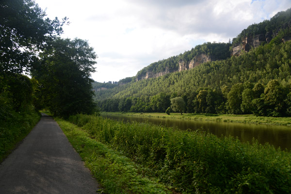 This is the continuation Day 6 on the Cycling Tour along the Vlatava and Elbe from Česk Krumlov to Meien
