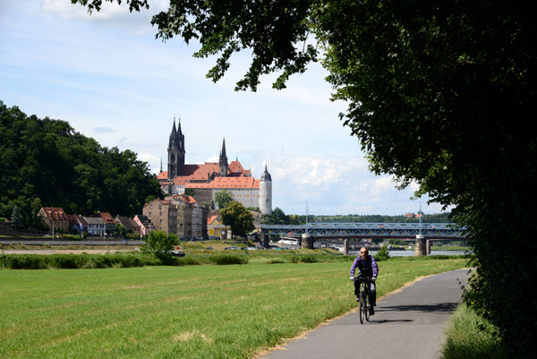 Elberadweg arriving at the City of Meissen, famous for its porcelain