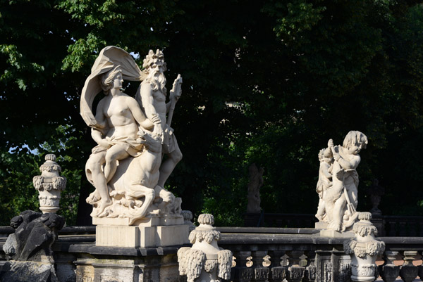 Dresdner Zwinger, Nymphenbad - Sculpture Neptune and Amphitrite