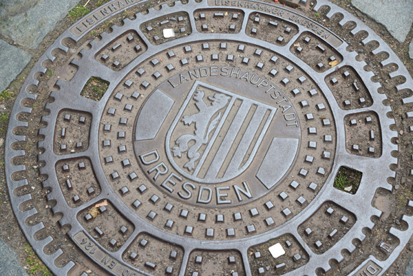 Manhole Cover - Landeshauptstadt Dresden