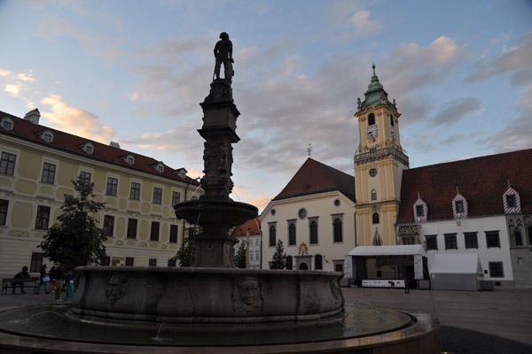 Maximilian's fountain, Hlavn nmestie, Bratislava