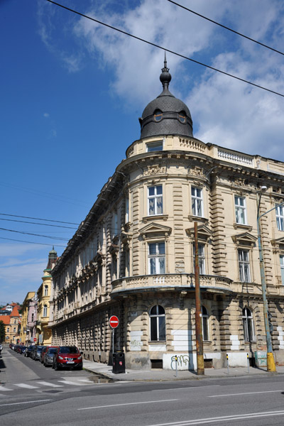 Corner of tefnikova 5, Bratislava