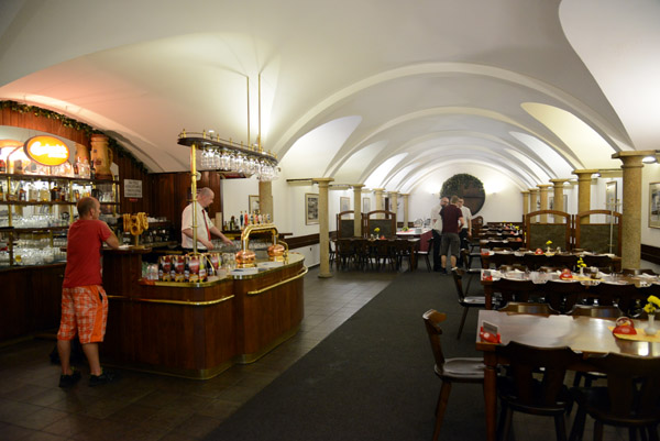 Czech 670.jpg