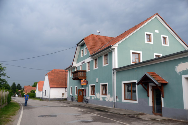 Czech 813.jpg