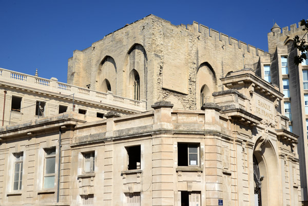 Banque de France in front of the Palais des Papes, Avignon