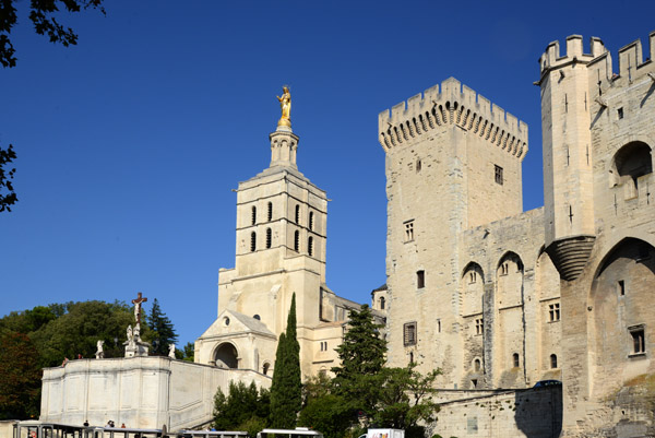 Place du Palais, Avignon Cathedral