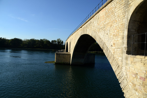 Only 4 of the original 22 arches of the Pont d'Avignon remain