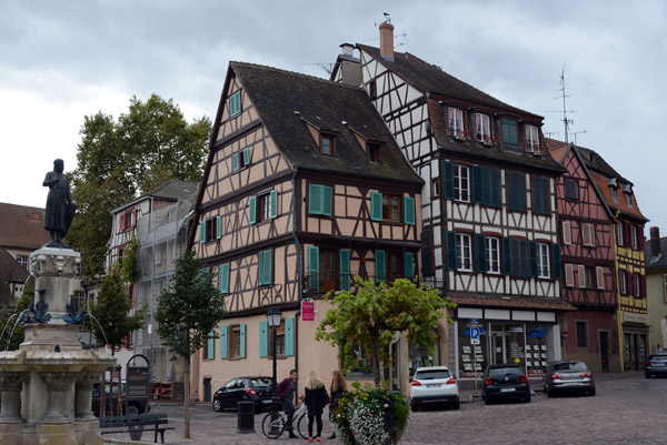 Place des 6 Montagnes Noires, Colmar