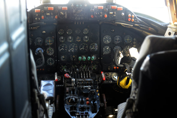 Cockpit of the Lufthansa Viscount 814