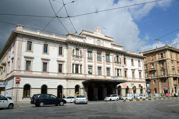 Cagliari Railway Station, Piazza Giacomo Matteotti