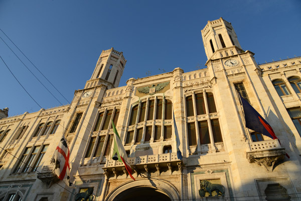 Palazzo Civico di Cagliari, Via Roma, Cagliari