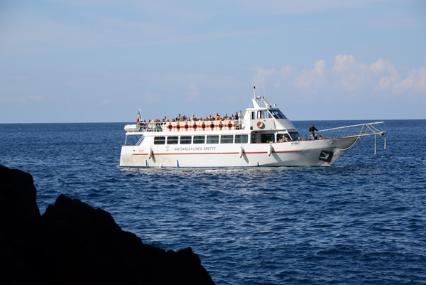 Instead of taking the 654 stairs, tour boats visit Neptune's Grotto from Alghero