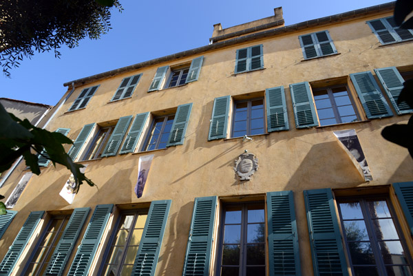 Napolon's great-great-grandfather moved into Casa Buonaparte in 1682