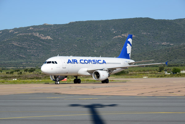 Air Corsica A320 F-HZDP, Figari Airport