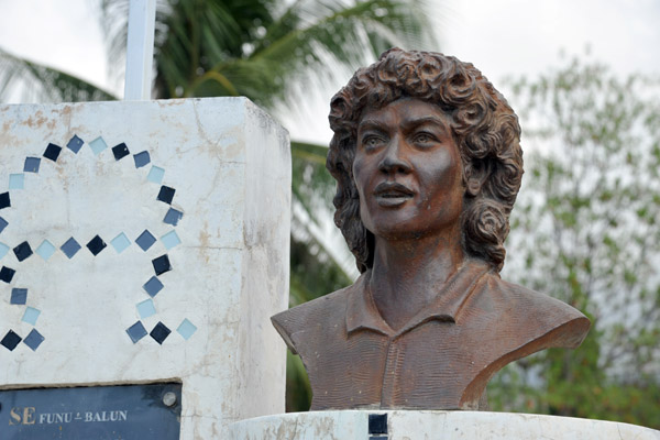 The grave of Sebastião Gomes, 18 year old martyr for Timorese independence