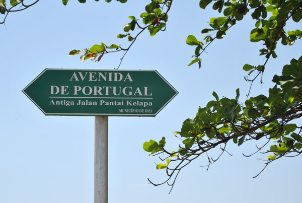Avenida de Portugal, formerly Jalan Pantai Kelapa