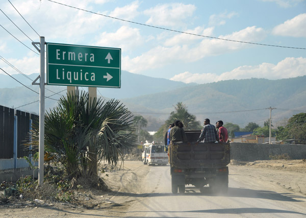 Junction of the mountain road to Ermera and the coastal road to Liquiçá