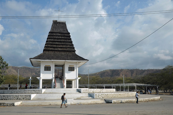 The Tasi Tolu papal altar was built in the style of a traditional Timorese house