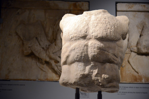 Torso of a god from the east pediment of the Parthenon, 437-432 BC