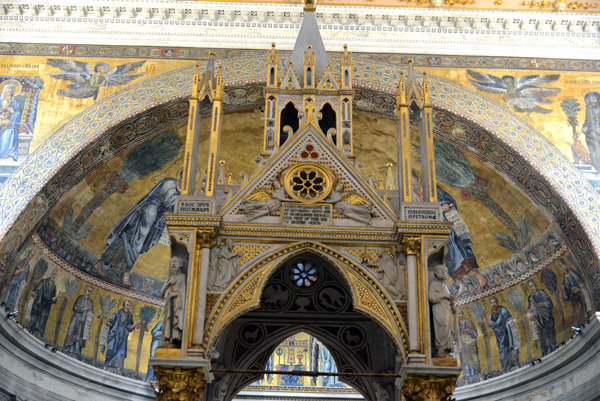 Gothic baldachin above the Papal Altar and Tomb of St. Paul